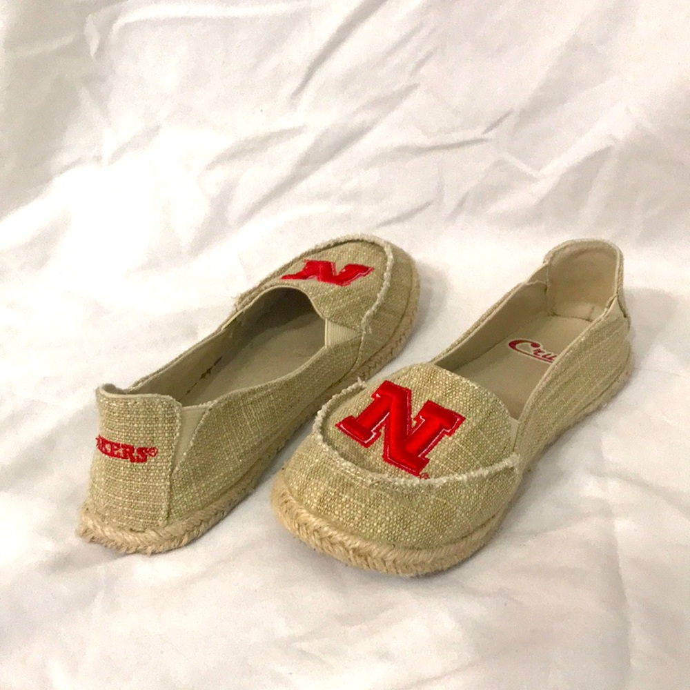 Husker slip on shoes